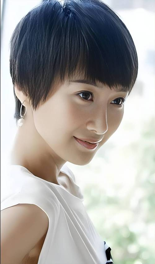 🔥31.神医夫人美又飒（50集）肖涵＆郭伊慧