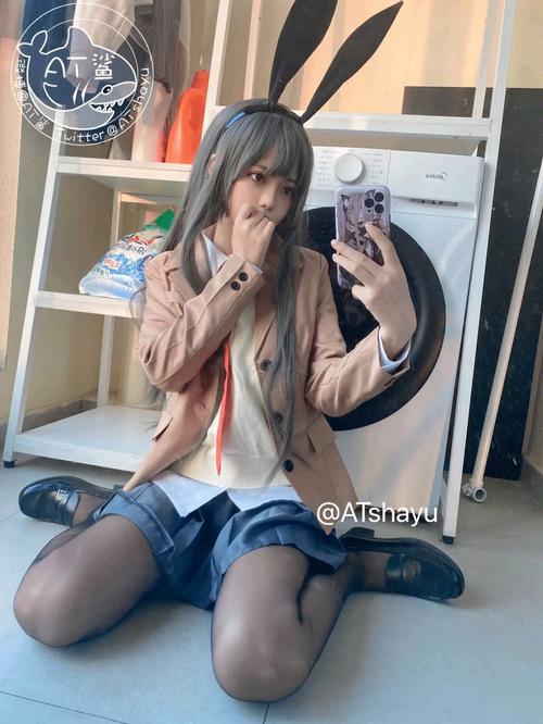 颜值福利姬嫩妹【AT鲨 ATshayu】身材脸蛋都是顶级