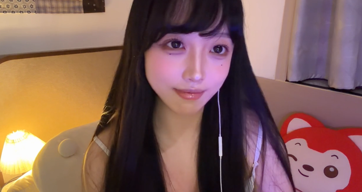 小鸟大王_红绿灯6_0被邻居姐姐发现拿她的照片干坏事_00_00_00_000_00_17_36_360